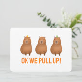 "Oké, we trekken omhoog!" Capybara Meme Feestdagenkaart (Staand voorkant)