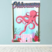Okinawa Japan Squid reisposter Canvas Afdruk (Insitu (Houten vloer))
