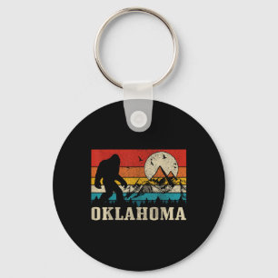 Oklahoma Bigfoot Vintage Bergen Wandelen Kamperen Sleutelhanger