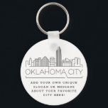 Oklahoma City Stylized Skyline | Aangepaste slogan Sleutelhanger<br><div class="desc">Een unieke sleutelketen die de prachtige stad Oklahoma City vertegenwoordigt. Deze sleutelhanger bevat een gestileerde illustratie van de unieke skyline van de stad met de naam eronder. Onder de stadsnaam bevindt zich een plek voor je unieke slogan of verklaring over je favoriete stad.</div>