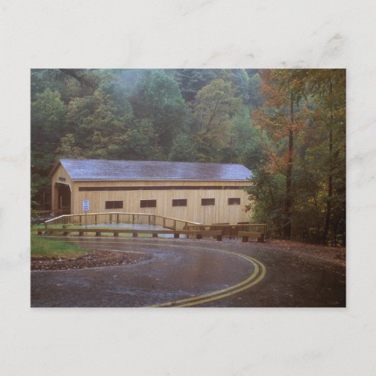 Oktober Rain, Bissell Covered Bridge, Charlemont M Briefkaart (Voorkant)