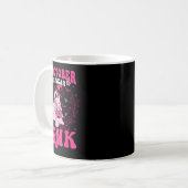 Oktober We Draag Roze Shirt Spook Halloween Borst Koffiemok (Voorkant links)
