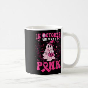 Oktober We Draag Roze Shirt Spook Halloween Borst Koffiemok
