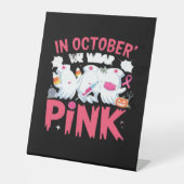 Oktober We Draag Roze Verpleegster Borstkanker Bew Reclamebord Met Voetstuk (Voorkant)