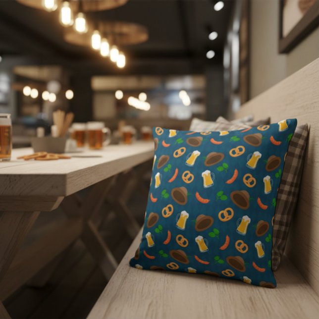 Oktoberfest Bier, Pretzel & Worst Patroon Gooi Kussen (Creator heeft geüpload)