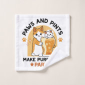 Oktoberfest Cat Party Paws en Pints Bad Handdoek (Wasdoekje)