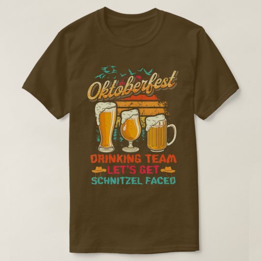 Oktoberfest Drink team laat Schnitzel onder ogen z T-shirt (Design voorkant)