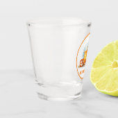 Oktoberfest met bier en pretzelsai shot glas (Links)