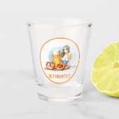Oktoberfest met bier en pretzelsai shot glas (Voorkant)