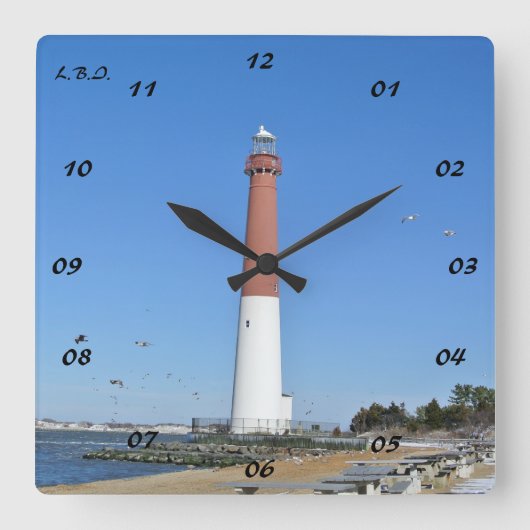 Old Barney - Vierkante Klok (Voorkant)