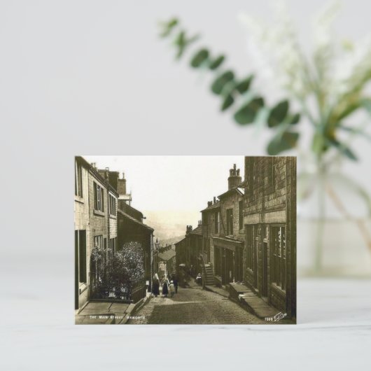 Old Briefkaart - Haworth, Yorkshire (Staand voorkant)