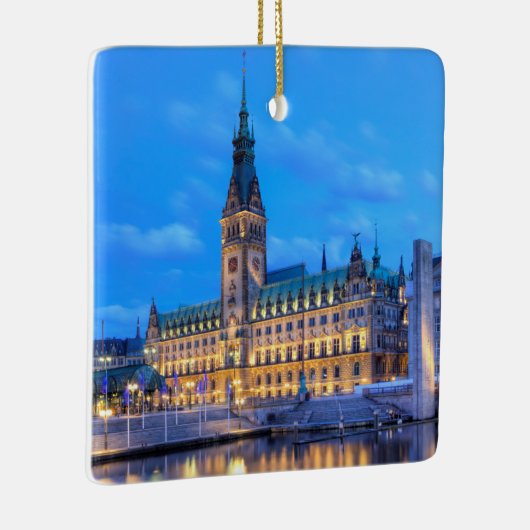 Old City Hall on Rathausmarkt in Hamburg, Duitslan Keramisch Ornament (Rechts)