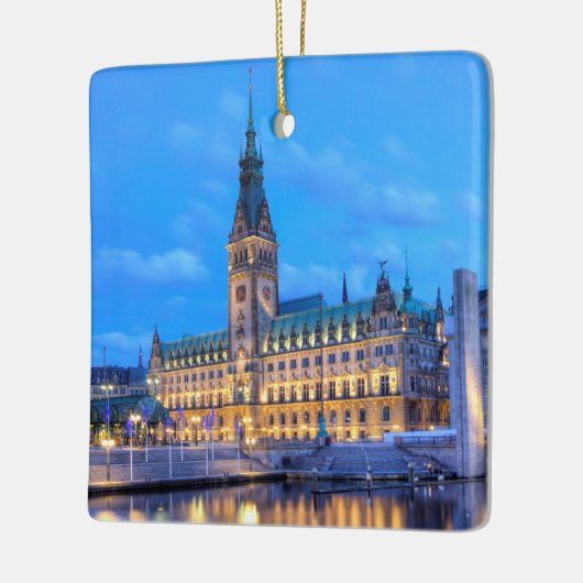 Old City Hall on Rathausmarkt in Hamburg, Duitslan Keramisch Ornament (Links)