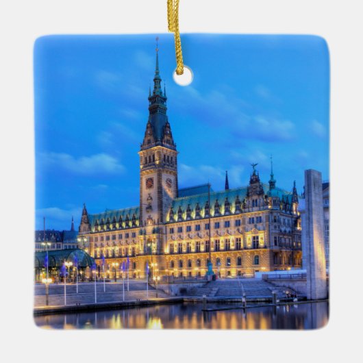 Old City Hall on Rathausmarkt in Hamburg, Duitslan Keramisch Ornament (Voorkant)