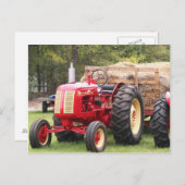 Old Cockshutt Tractor With A Hay Wagon Briefkaart (Voorkant / Achterkant)