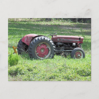Old Damaged Little Tractor In Field Briefkaart