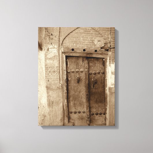 Old Door Wrapped Canvas (Voorkant)