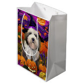 Old English Sheepdog Halloween Heksenpompoen Medium Cadeauzakje (Achterkant Gekanteld)