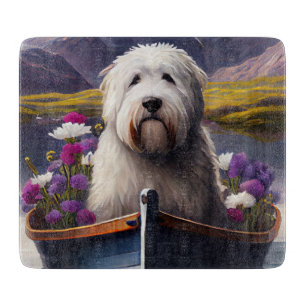 Old English Sheepdog op een Peddel: Een Schitteren Snijplank