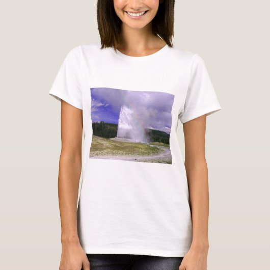 Old Faithful in Yellowstone National Park T-shirt (Voorkant)