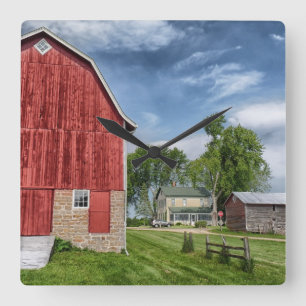 Old Farmhouse and Red Barn Photo Wall Clock Vierkante Klok