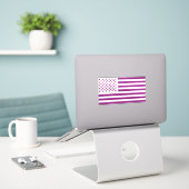 Old Glory Paarse editie Sticker (Laptop op bureau)