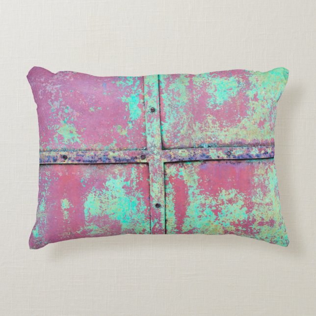 Old green painted wall with rust texture. Grunge r Accent Kussen (Voorkant)