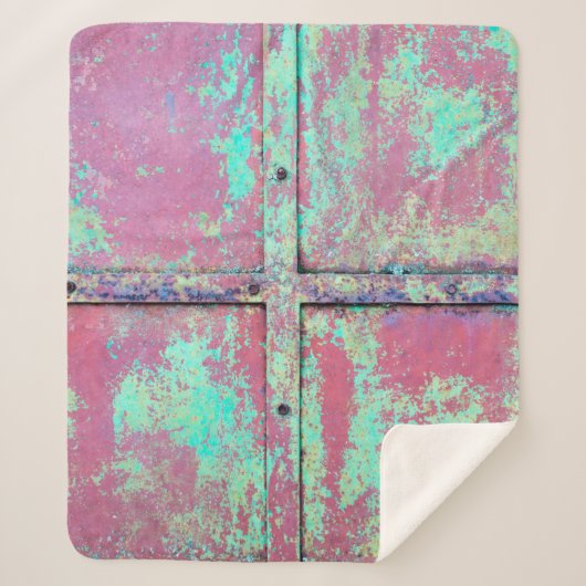 Old green painted wall with rust texture. Grunge r Sherpa Deken (Voorkant)