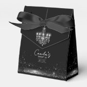 Old Hollywood B & W Chandelier Sweet 16 ID1108 Bedankdoosjes (Voorkant Zijde)