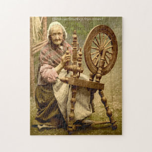 Old Irish Wool Spinner Lady, Jigzaag Puzzle Legpuzzel