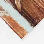 Old iron door panels are rusted. abstract, antiek. fleece deken (Hoek)