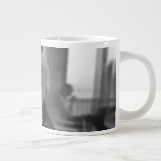 Old Lady BOSS mok (Rechts)