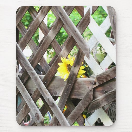 Old Lattice en bloem van Djoneill Muismat (Voorkant)