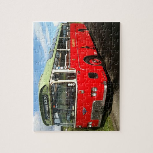 Old Macbraynes Bus op het eiland Bute Legpuzzel (Verticaal)