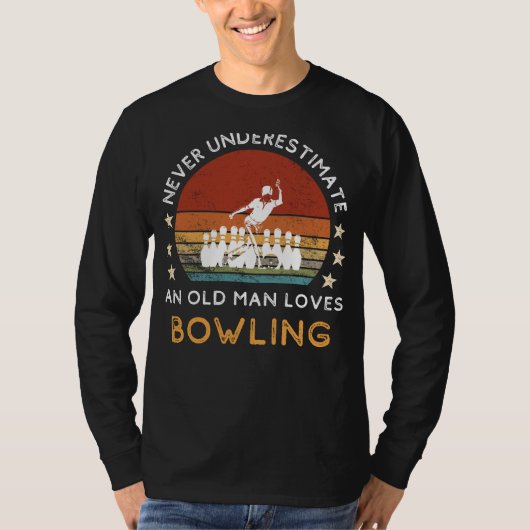 Old Man Bowling Love Tee: Strike with Style! (55 c T-shirt (Voorkant)