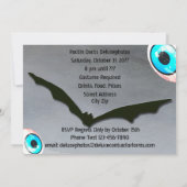 Old Man Car Smokey Road Halloween Party Kaart (Achterkant)