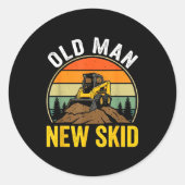 Old Man New Skid Funny Skid Steer Operator Ronde Sticker (Voorkant)