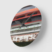 Old Rusty Ronde Klok (Hoek)