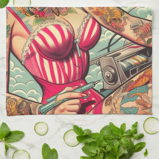 Old School Tattoo Pin-up Theedoek (Gevouwen)