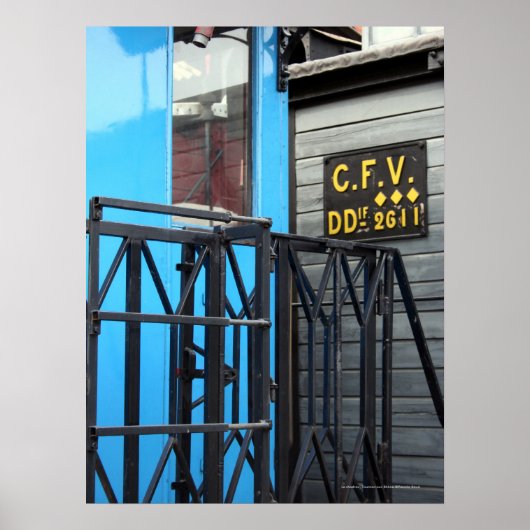 Old Steam Train Le Mastrou Blue Wagon Poster (Voorkant)