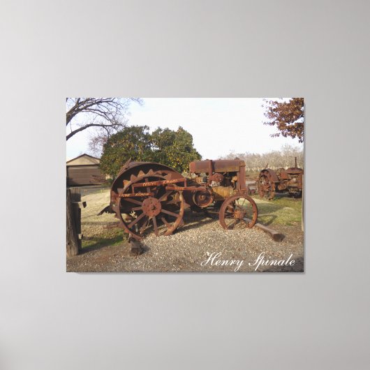 Old tractor from days gone by on canvas  afdruk (Voorkant)