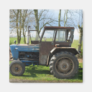 Old Tractor in het Nederlandse landschap Fridge Ma Magneet