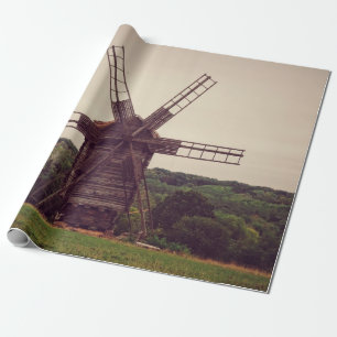 Old windmill. Autumn landscape. Oekraïense archite Cadeaupapier