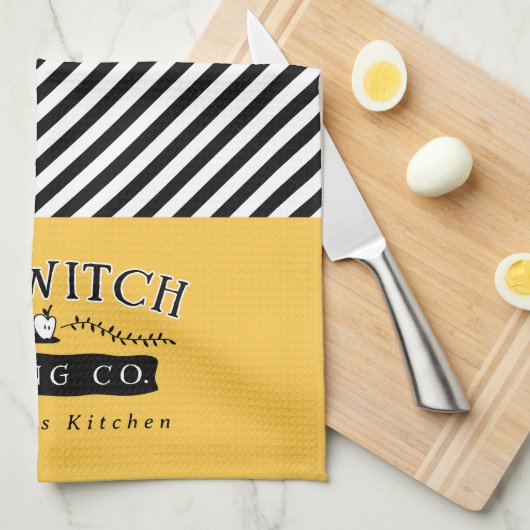 Old Witch Baking Company gepersonaliseerd Theedoek (Quarter Fold)