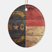 Old Wood North Carolina Flag; Keramisch Ornament (Links)