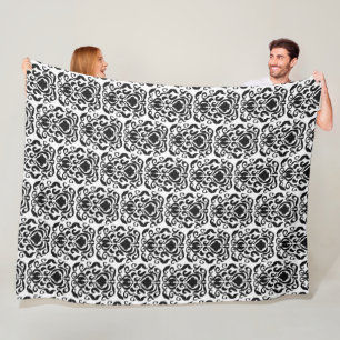 Old World Damask Black op White Fleece Deken