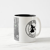 Olde Salem Witches Morning Coffee Tweekleurige Koffiemok (Voorkant rechts)
