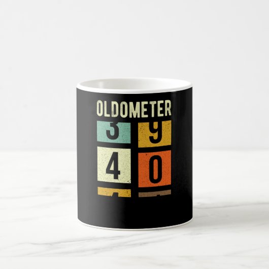 Oldometer 40th Birthday Gift Koffiemok (Center)
