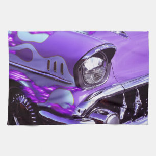 Oldtimer: Chevrolet met brandende motorkap Theedoek