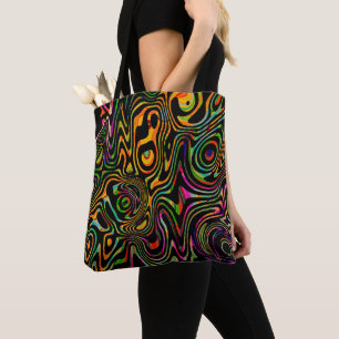Olie op water tote bag